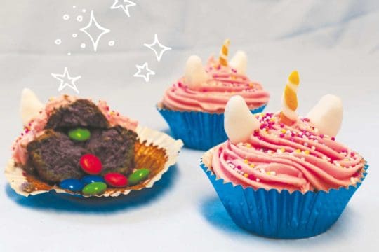 Unicorn surprise cupcakes