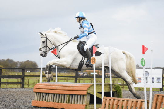 Georgia-Ellie-Equestrian